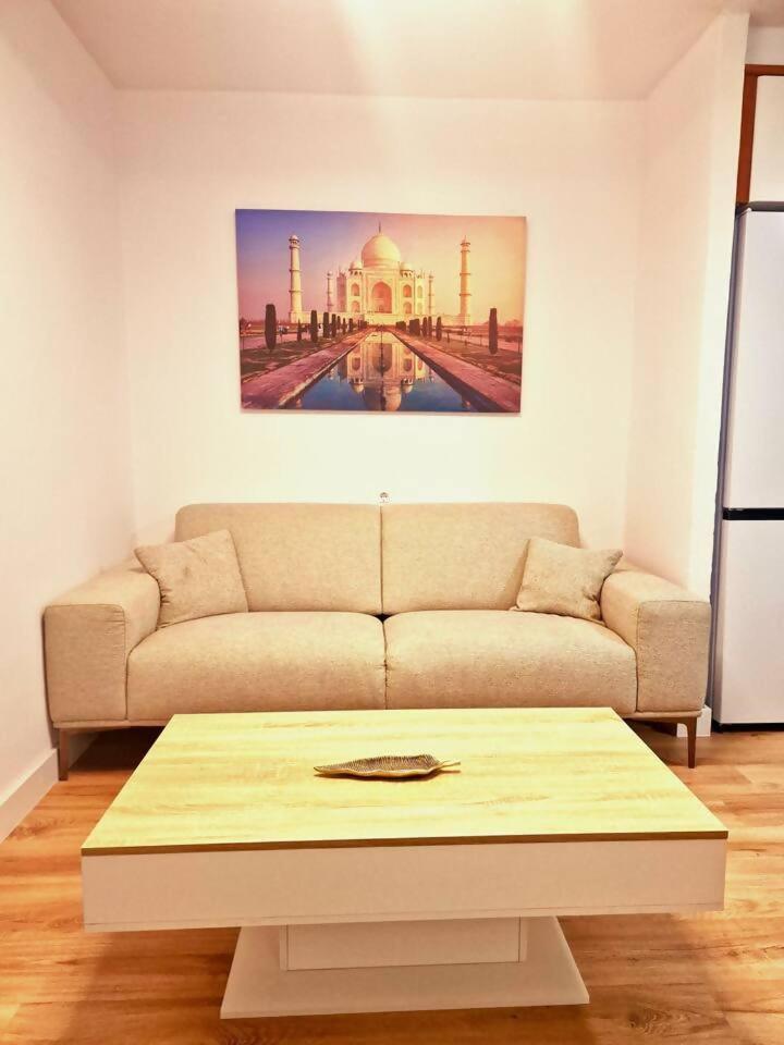 Apartamento Ave 比戈 外观 照片