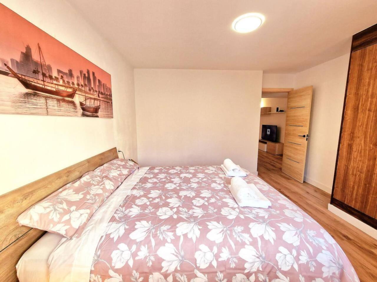 Apartamento Ave 比戈 外观 照片